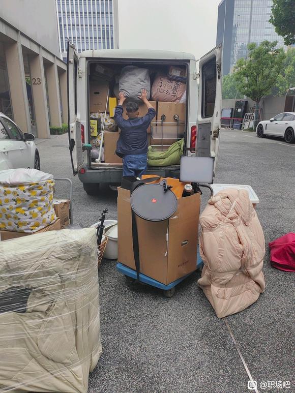 在贴吧近14年了我是专门在上海做搬家的韩师傅上海搬家请找我-3.jpg
