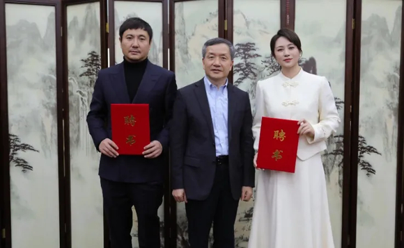 职场版“扶不扶”：沈腾呼吁关注健康，海德健康管理服务“上门”-2.jpg