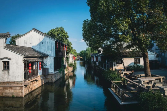 罗曼缔克瓷砖新品750x1500mm梦江南丨烟雨朦胧，与自然共生-2.jpg